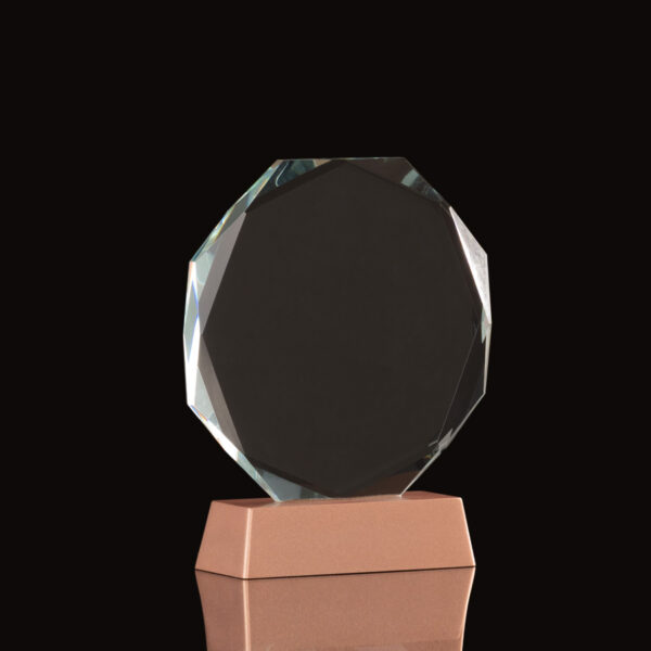 A98-pp Trofeo Galvano de Cristal "RUNE" con base encobrizada.