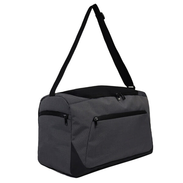 D81-07-2 Bolso deportivo y de viajes "DUSSO" 30L