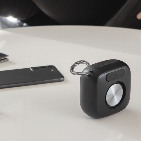 alt_promocional_publicitario-parlante_bluetooth_EC785_contexto_1 Parlante bluetooth "BIT"